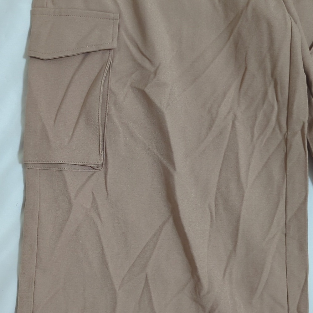 NWT Cupshe Elastic Waist Wide Leg Cargo Pants, Color Tan Size S - Picture 8 of 16